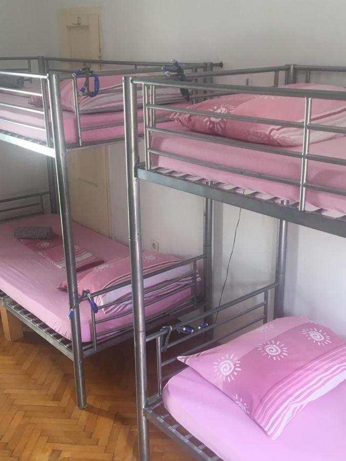 フヴァル Hvar Centre Dormsホステル エクステリア 写真