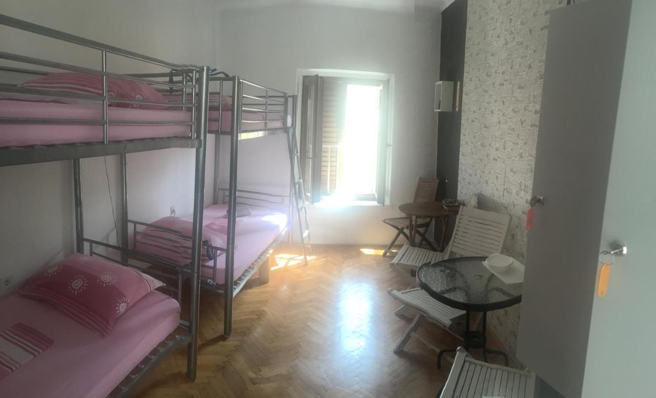 フヴァル Hvar Centre Dormsホステル エクステリア 写真
