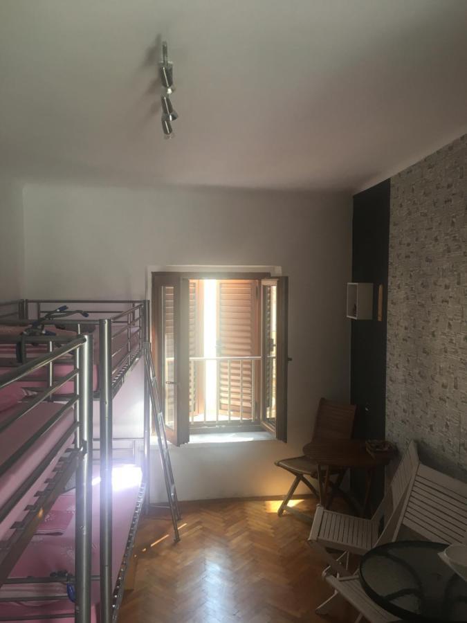 フヴァル Hvar Centre Dormsホステル エクステリア 写真